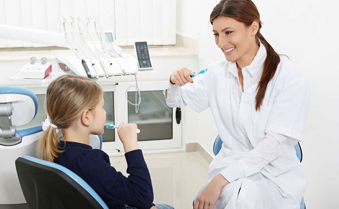 How to Teach Your Children to Brush and Floss: A Parent’s Guide